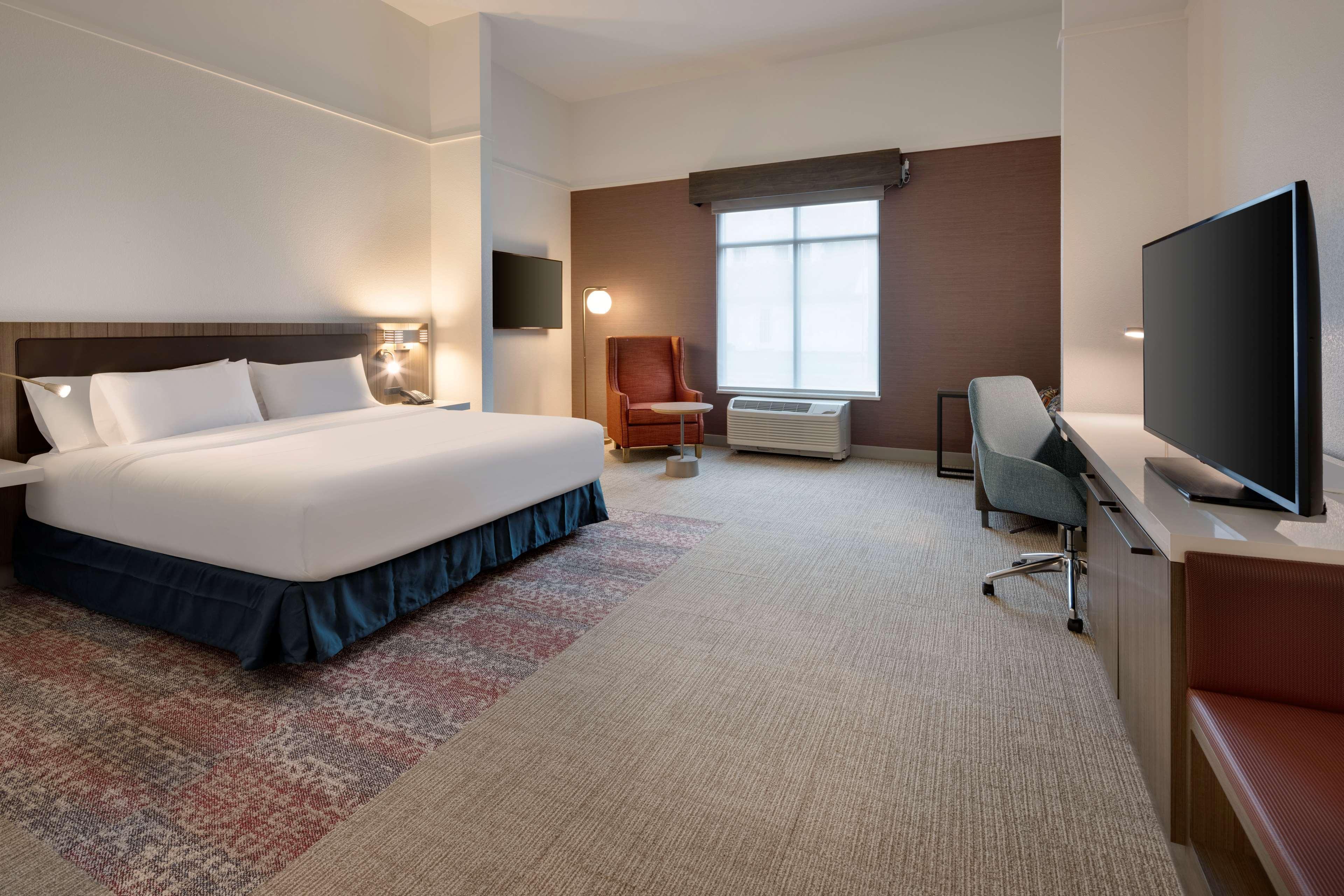 Hilton Garden Inn Haymarket Εξωτερικό φωτογραφία