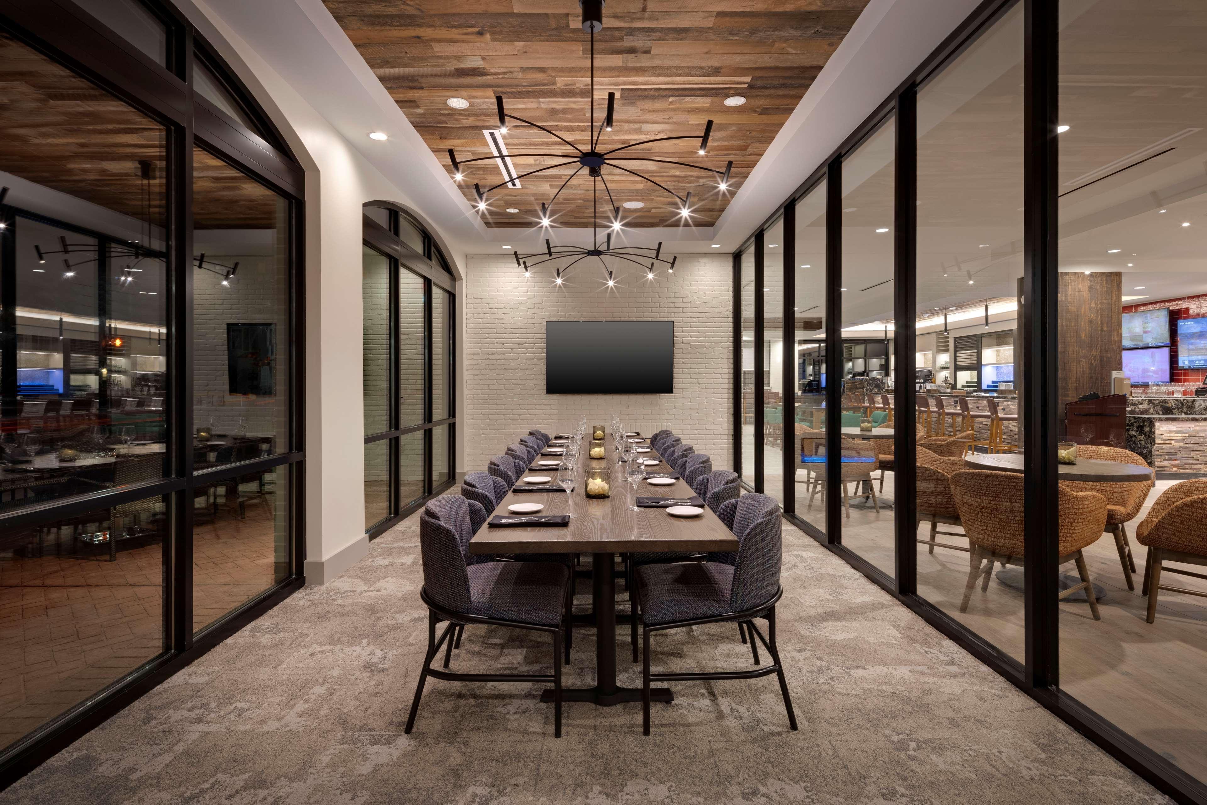 Hilton Garden Inn Haymarket Εξωτερικό φωτογραφία
