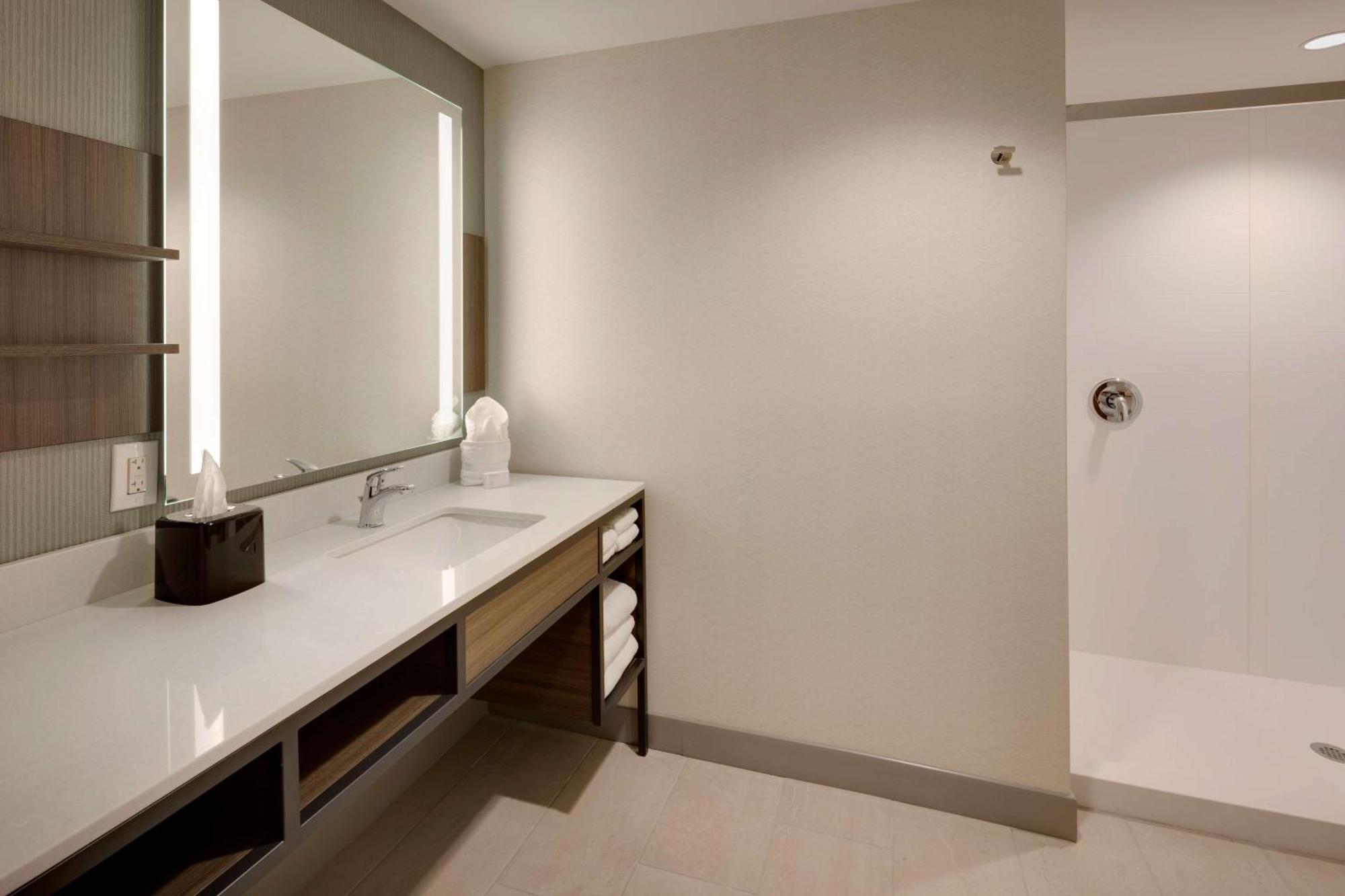 Hilton Garden Inn Haymarket Εξωτερικό φωτογραφία